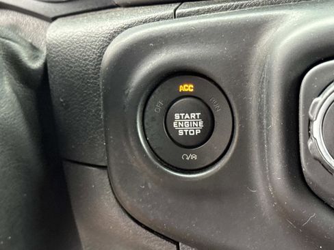 Used 2021 Jeep Wrangler Unlimited Sport image 6