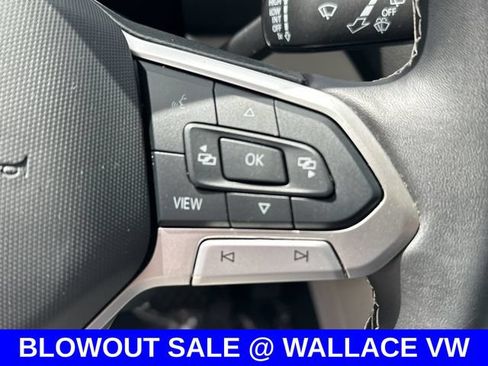Certified 2024 Volkswagen Tiguan SE w/ Panoramic Sunroof Package FWD image 20