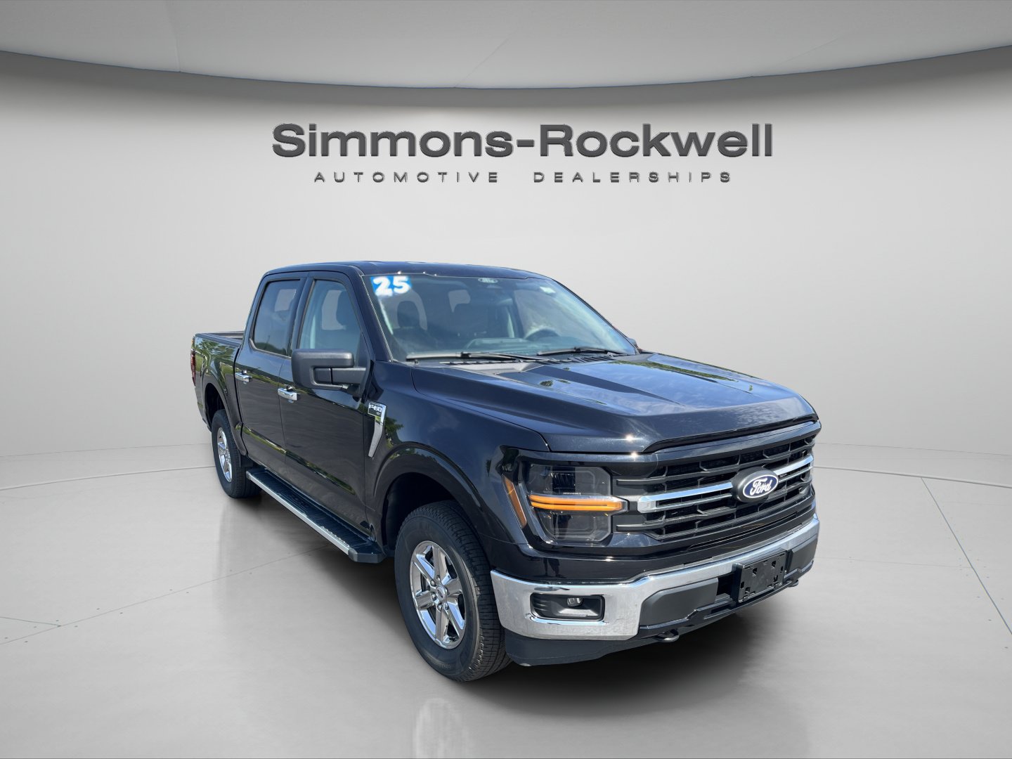 Used 2025 Ford F150 XLT w/ Equipment Group 301A Standard AWD/4WD image 7