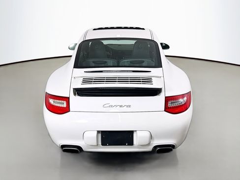 Used 2009 Porsche 911 Carrera RWD image 6