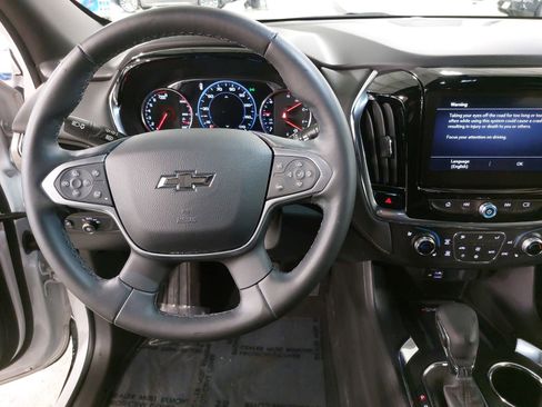 Used 2023 Chevrolet Traverse Premier w/ Redline Edition image 18