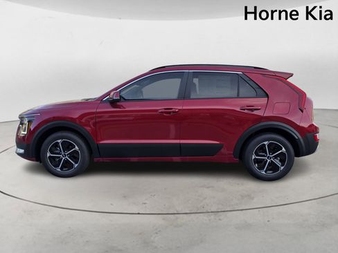New 2025 Kia Niro EX image 6
