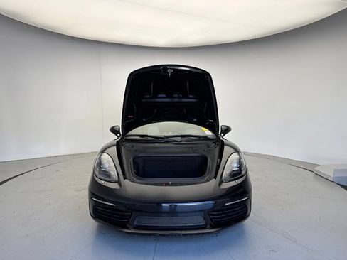 Certified 2024 Porsche 718 Cayman S RWD image 10