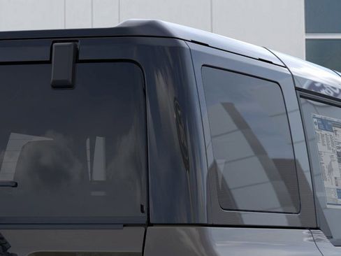 New 2025 Ford Bronco Badlands image 27