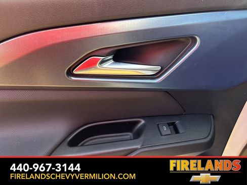 Certified 2024 Chevrolet Equinox EV LT image 45