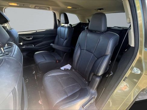 Used 2023 Subaru Ascent Limited AWD/4WD image 18