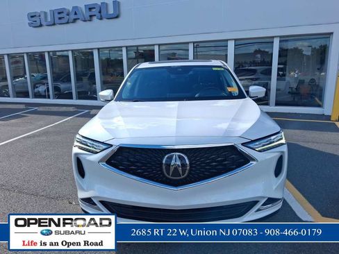 Used 2023 Acura MDX SH-AWD image 2