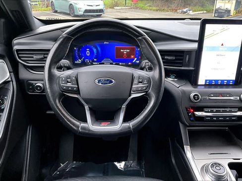 Used 2020 Ford Explorer ST w/ ST Street Pack image 5