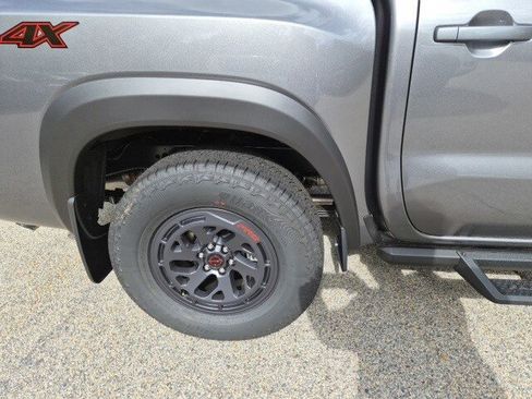 New 2026 Nissan Frontier PRO-4X w/ Pro-4x Convenience Package image 10