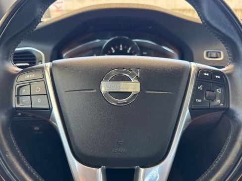 Used 2015 Volvo S60 T5 Platinum FWD image 23