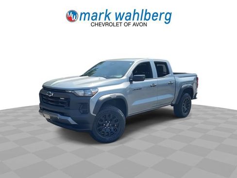 Certified 2024 Chevrolet Colorado Trail Boss w/ Advanced Trailering Package AWD/4WD image 4