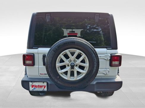 Used 2023 Jeep Wrangler Sport S image 6