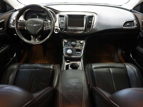 Used 2015 Chrysler 200 C w/ Navigation & Sound Group I image 18