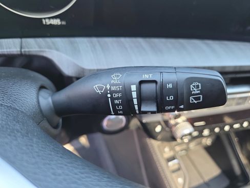 Used 2025 Kia Telluride SX AWD/4WD image 15
