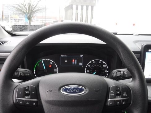 Used 2022 Ford Maverick XLT image 35