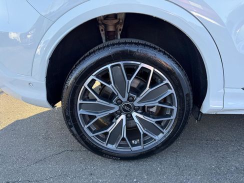 Used 2025 Audi Q5 Premium Plus w/ Premium Plus image 9