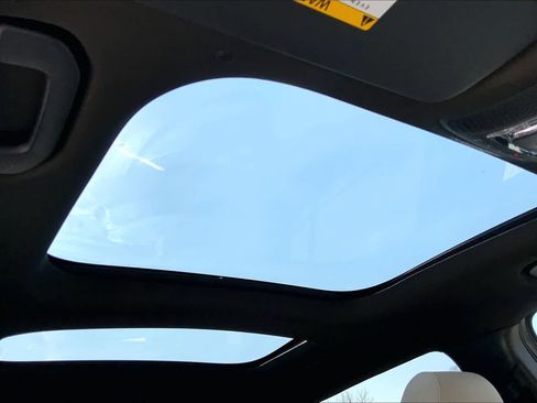 New 2026 Mercedes-Benz GLB 250 4MATIC image 11