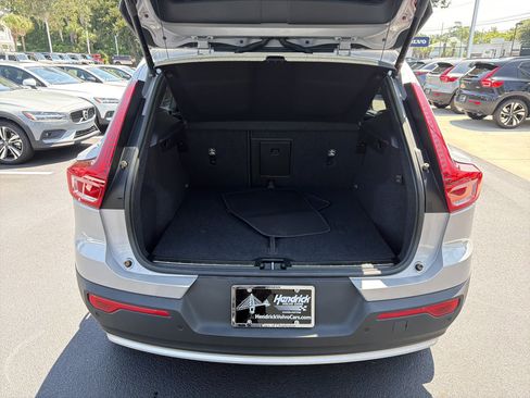 Used 2023 Volvo XC40 B5 Plus w/ Driver Assist Package AWD/4WD image 34