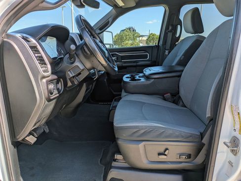 Used 2024 RAM 2500 Big Horn image 9