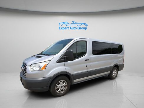 Used 2016 Ford Transit 150 XLT RWD image 4