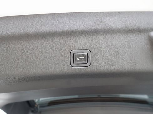 New 2026 GMC Yukon XL Elevation w/ Elevation Premium Package image 37