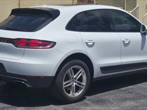 Used 2019 Porsche Macan w/ Premium Package Plus AWD/4WD image 7
