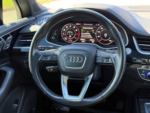 Used 2017 Audi Q7 3.0T Premium Plus image 32