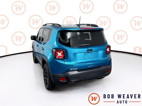 Used 2022 Jeep Renegade Altitude w/ Convenience Group AWD/4WD image 6