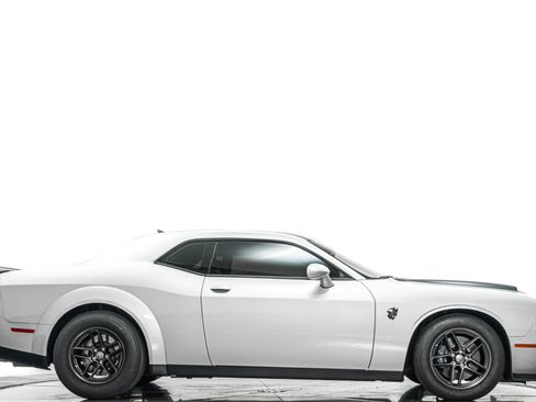 Used 2023 Dodge Challenger SRT Hellcat Redeye RWD image 2