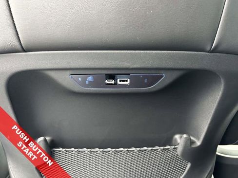 New 2026 Chrysler Pacifica Select image 9