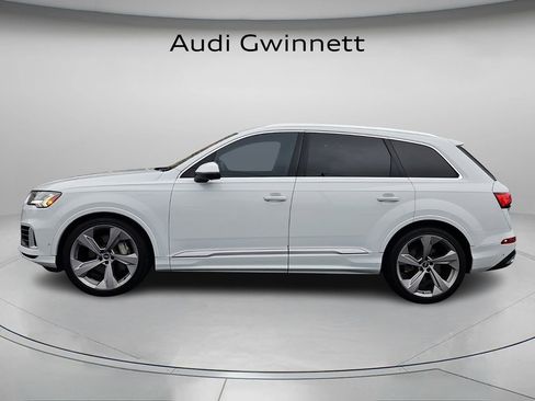 Used 2021 Audi Q7 3.0T Prestige w/ Prestige Package image 3