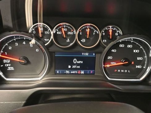 Used 2022 Chevrolet Silverado 1500 LT AWD/4WD image 34