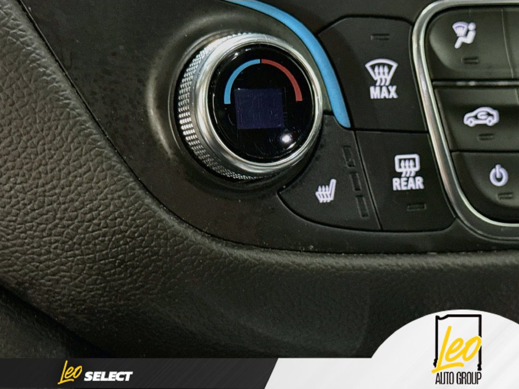 Used 2023 Chevrolet Equinox LT FWD image 22