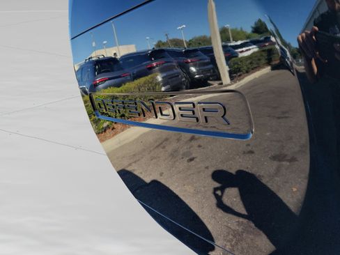 Used 2024 Land Rover Defender 130 S image 26