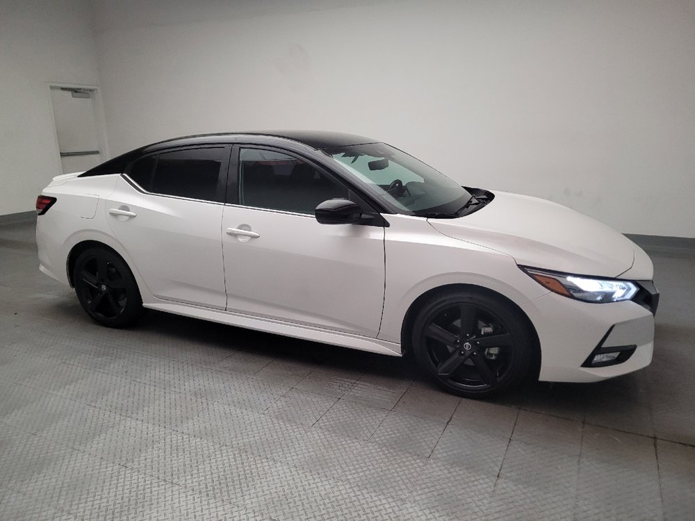Used 2022 Nissan Sentra SR w/ Electronics Package FWD image 11
