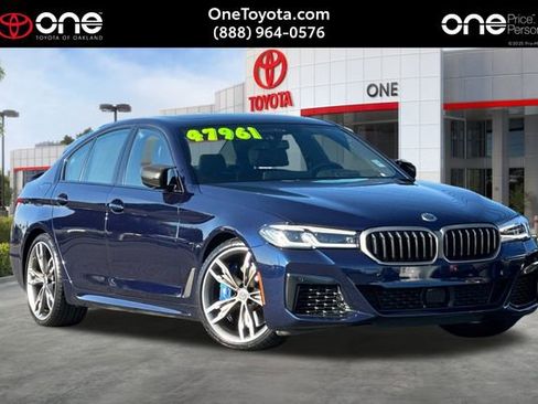 Used 2022 BMW M550i xDrive w/ Executive Package image 1