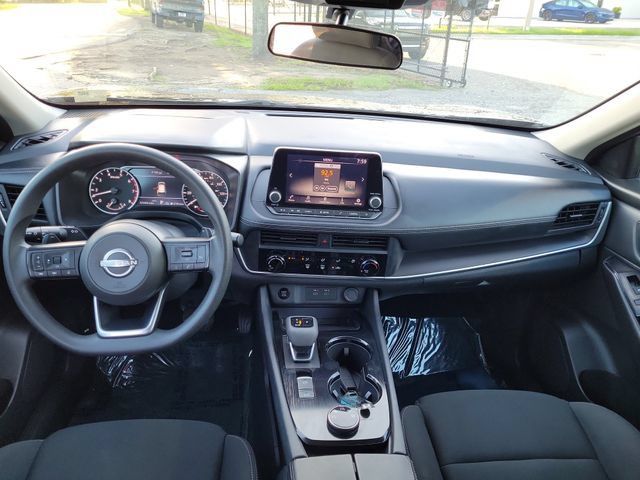 Used 2024 Nissan Rogue S AWD/4WD image 10