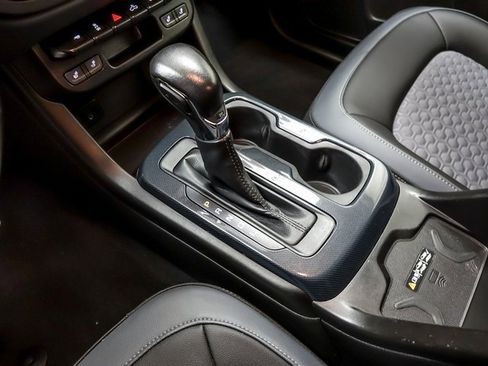 Used 2022 Chevrolet Colorado Z71 image 19