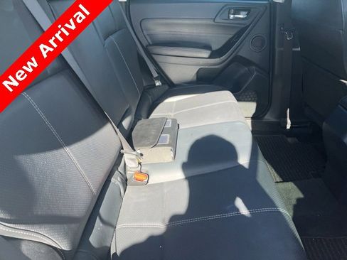 Used 2018 Subaru Forester 2.5i Touring image 18