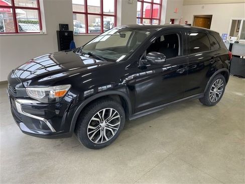 Used 2017 Mitsubishi Outlander Sport ES AWD/4WD image 3