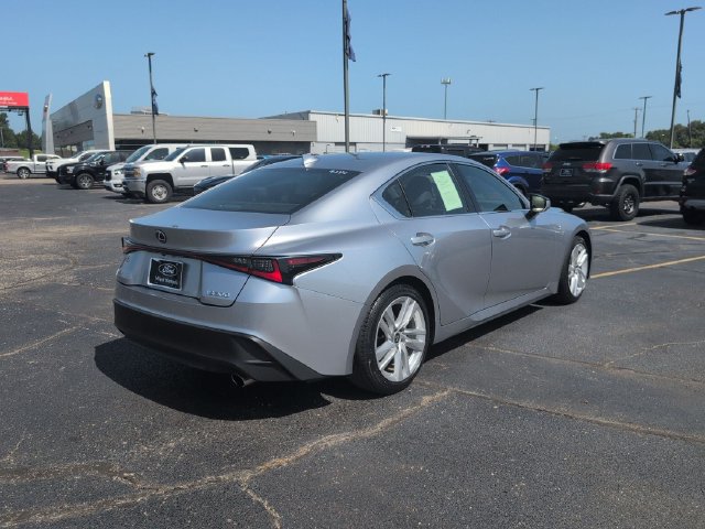Used 2023 Lexus IS 300 w/ Comfort Package RWD image 8
