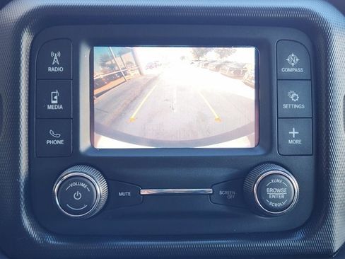 Used 2020 Jeep Wrangler Unlimited Sport S image 18