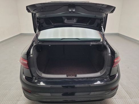 Used 2022 Volkswagen Jetta Sport image 29