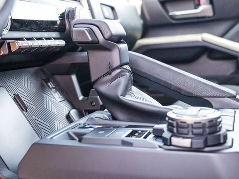 New 2026 Toyota Tacoma TRD Off-Road AWD/4WD image 23