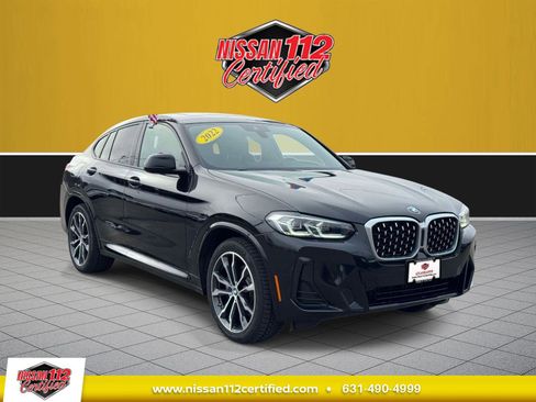 Used 2022 BMW X4 xDrive30i AWD/4WD image 1