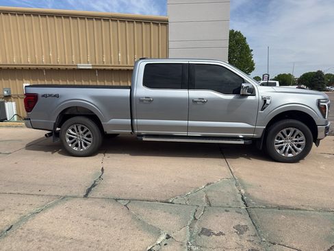 Used 2025 Ford F150 Lariat w/ Equipment Group 501A Mid AWD/4WD image 4