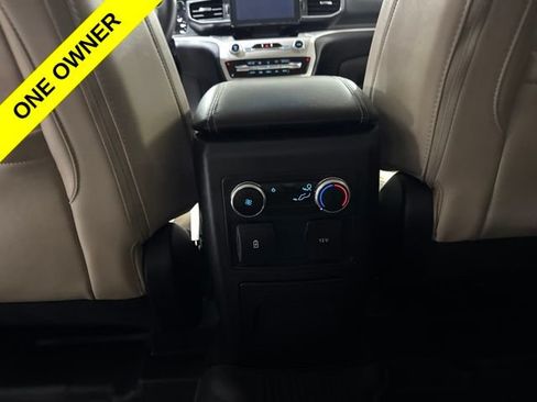 Used 2022 Ford Explorer XLT w/ Equipment Group 202A AWD/4WD image 27