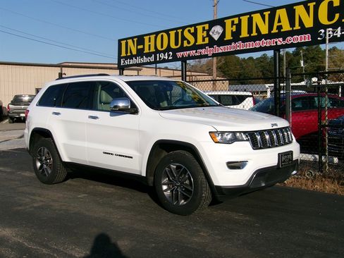 Used 2017 Jeep Grand Cherokee Limited image 6