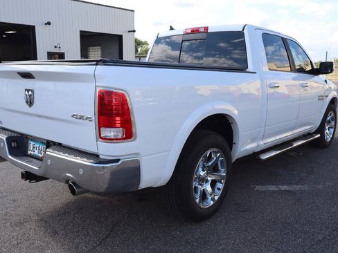 Used 2016 RAM 1500 Laramie w/ Convenience Group AWD/4WD image 3