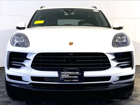 Used 2021 Porsche Macan image 10